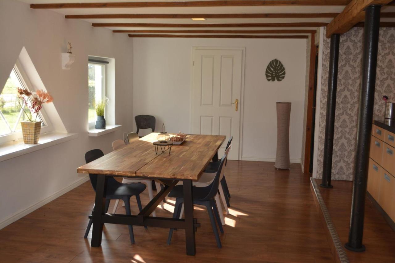 Ferienwohnung Grafenland Dersum Luaran gambar
